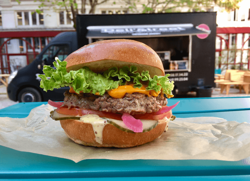 Delistreet - Food Truck Paris - Location camion restaurant pour evenements : Anniversaire / Mariage / Brunch, food truck à Montreuil