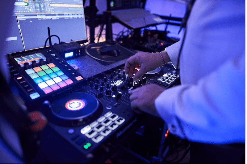 Djerome Events, DJ à Caillouël-Crépigny
