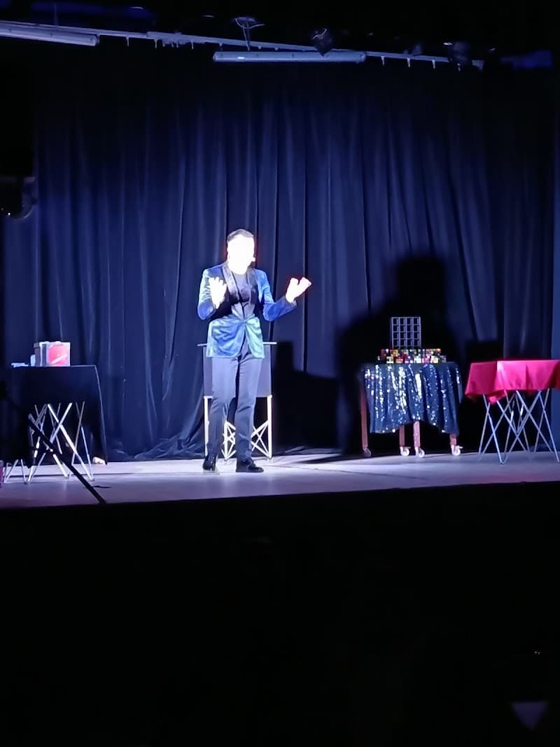 Quentin Even, magicien à Rennes