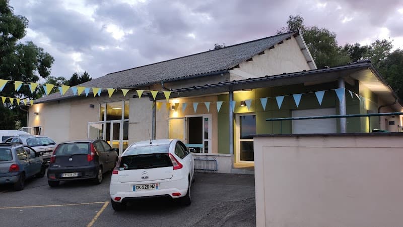 Salle des fêtes ( Tarasteix ), location salle à Tarasteix