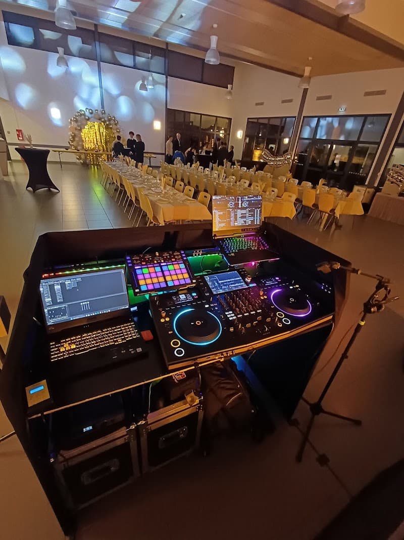 MG events animation, DJ à Bains-sur-Oust
