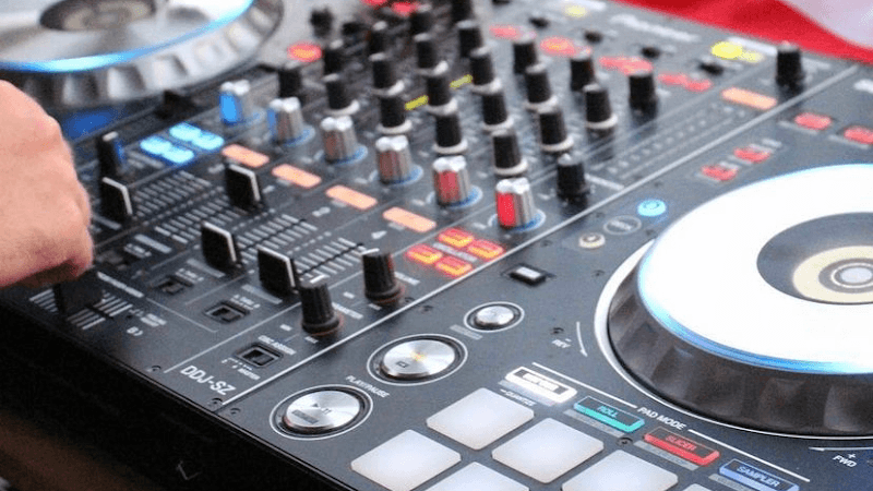 Dj Événementiel, DJ à Bordeaux
