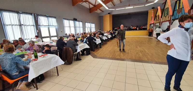 Salle des fêtes - Saint-Porchaire, location salle à Saint-Porchaire