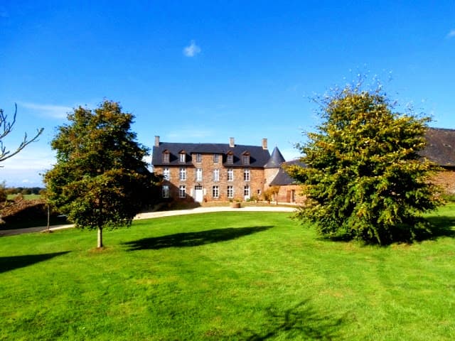 Location salle Mayenne : Manoir des Loges, location salle à Ambrières-les-Vallées
