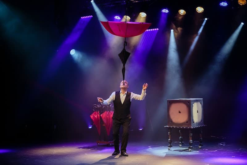 KARL LE MAGICIEN, magicien à Saint-Amand-Montrond