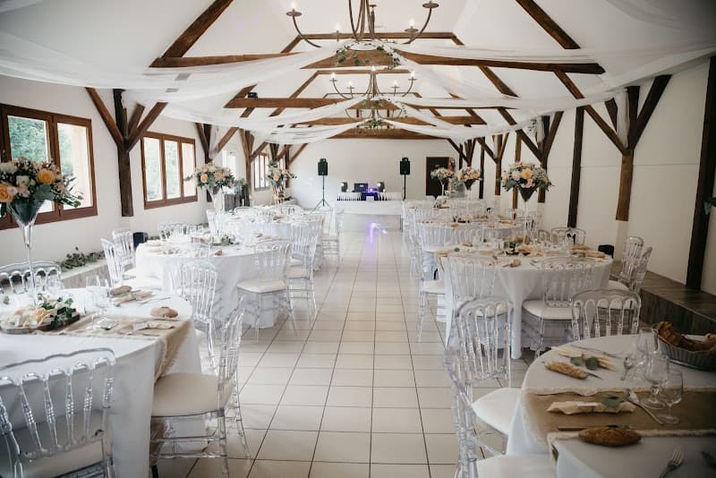 Le Moulin de Follet: salle de réception, hébergements, traiteur, traiteur à Fougeré