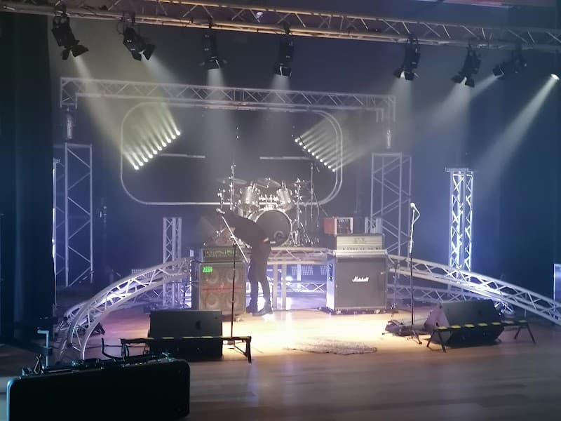 J.AUDIO / AXONE MUSIQUE, sono à Rédené