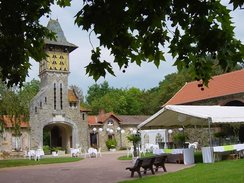 Parc de Tirpoil, location salle à Montilliers