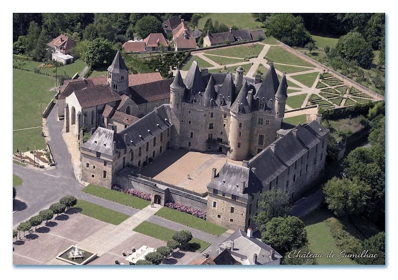Château de Jumilhac - Location salle de réception mariage séminaire conférence concert DORDOGNE 24, location salle à Jumilhac-le-Grand